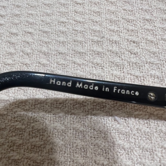 Louis Vuitton Evidence Sunglasses Black - Picture 10 of 16